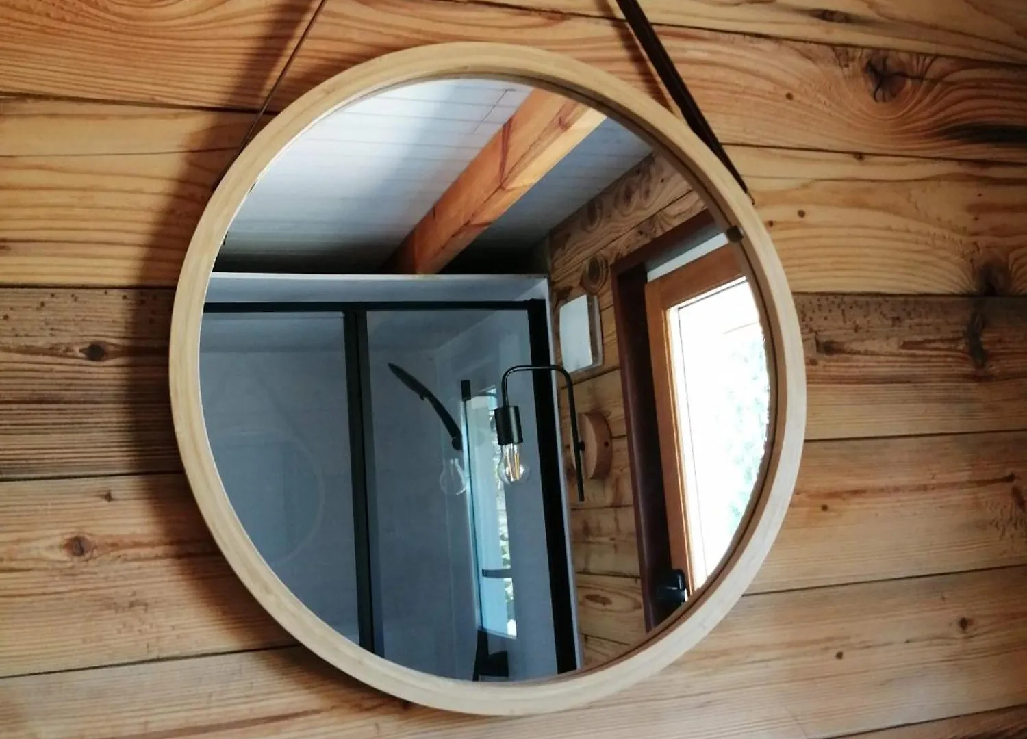 La Tiny De Jeff Apartment Uzel